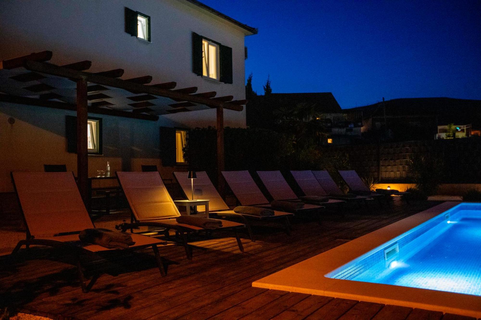 Apartment Laura Trogir Exteriör bild