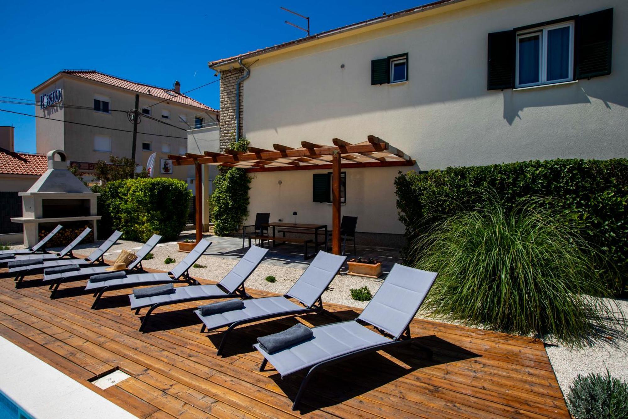 Apartment Laura Trogir Exteriör bild