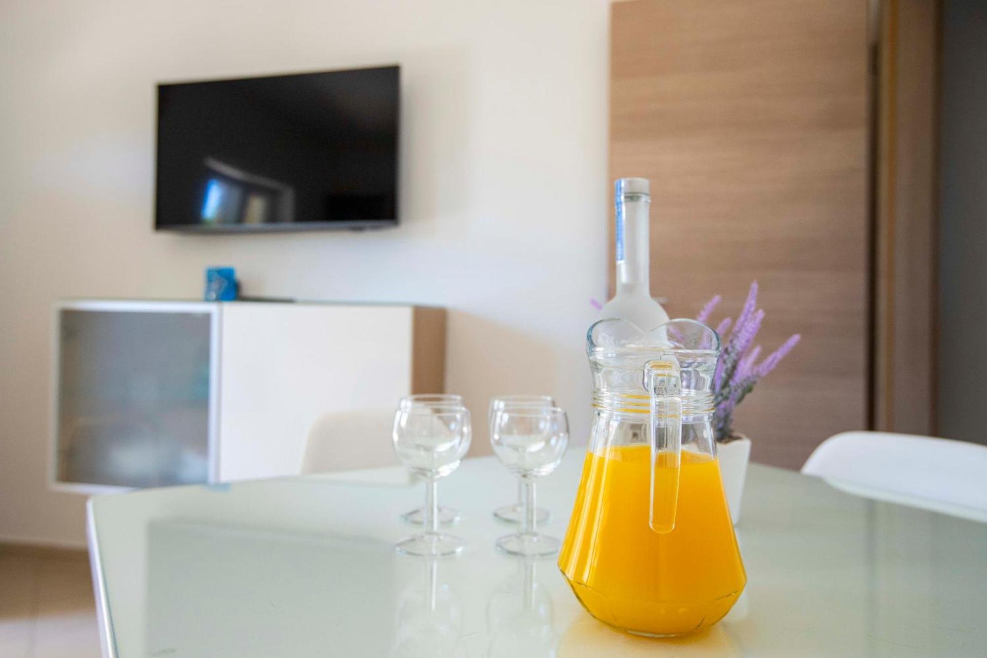 Apartment Laura Trogir Exteriör bild